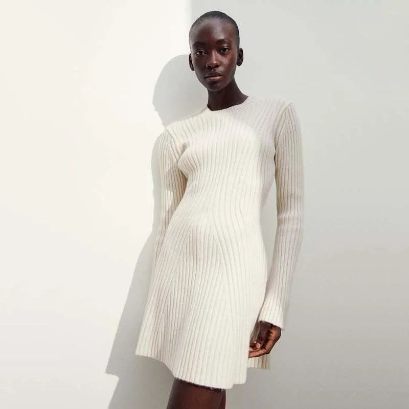 Elegant Knitted O-Neck Mini DressCocktail Dress