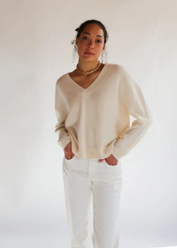 Anine Bing Lee Sweater in CreamAcrylic Knit Tops