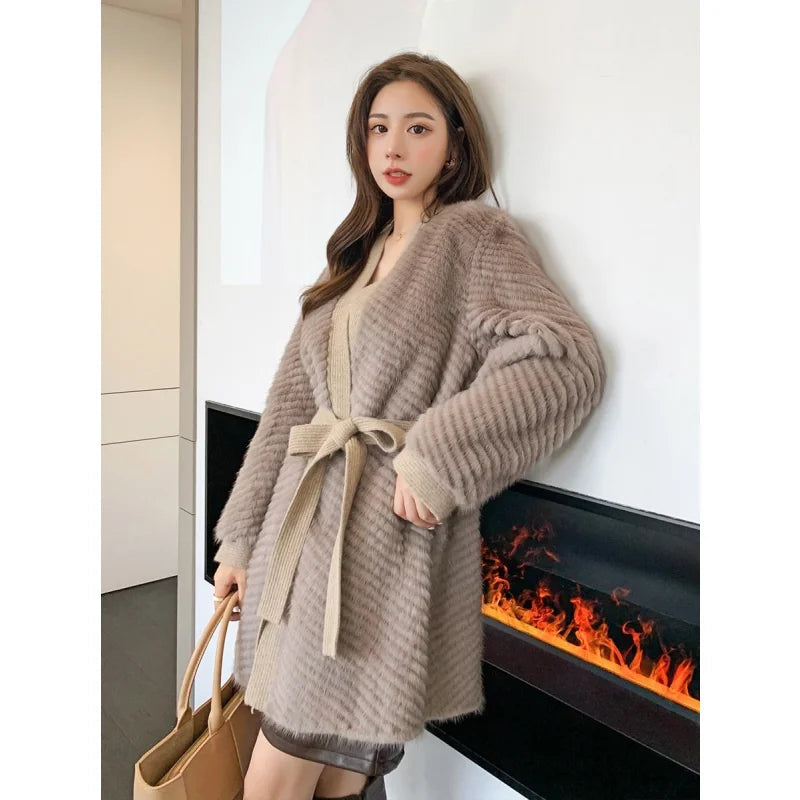 Bomber JacketsWomen's Plus Size Winter Warm Real Mink Fur Knitted Double-Faced Jacket